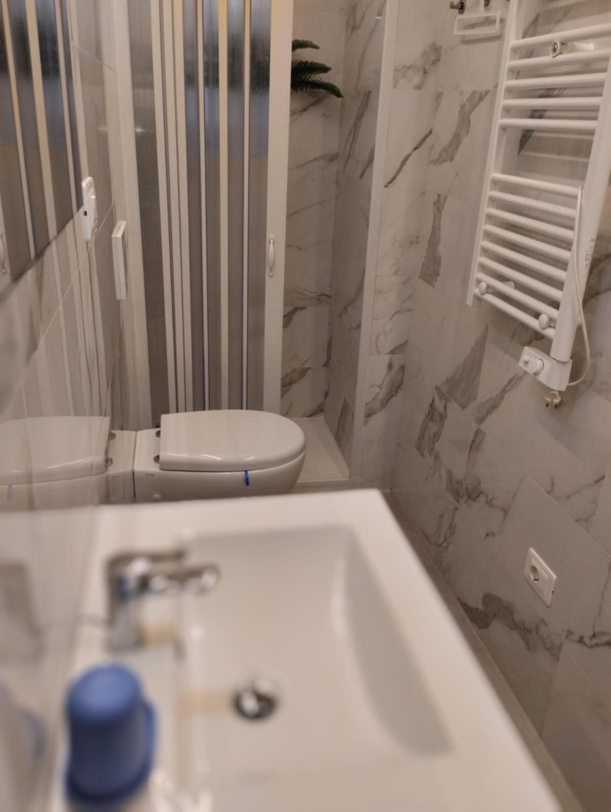 Апартаменти Casa Vacanze Tita La Tua Base Per Visitare Il Mare Delle Cinque Terre Ла-Спеція Екстер'єр фото